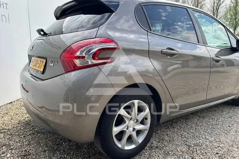 2015 Peugeot 208