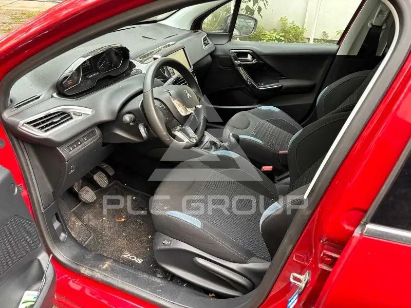 2015 Peugeot 208