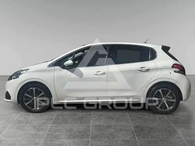2015 Peugeot 208
