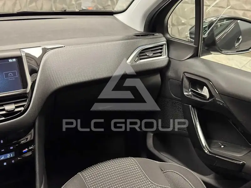2015 Peugeot 208