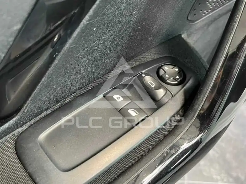 2015 Peugeot 208