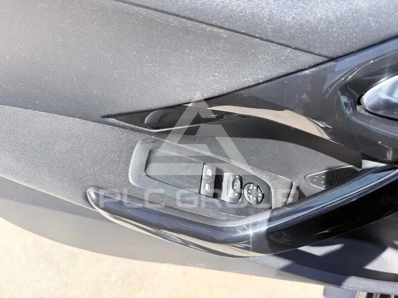 2015 Peugeot 208