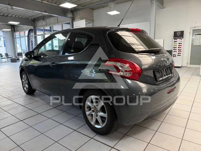 2015 Peugeot 208