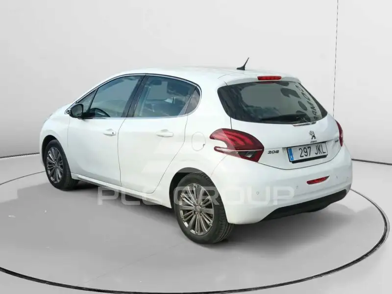2015 Peugeot 208