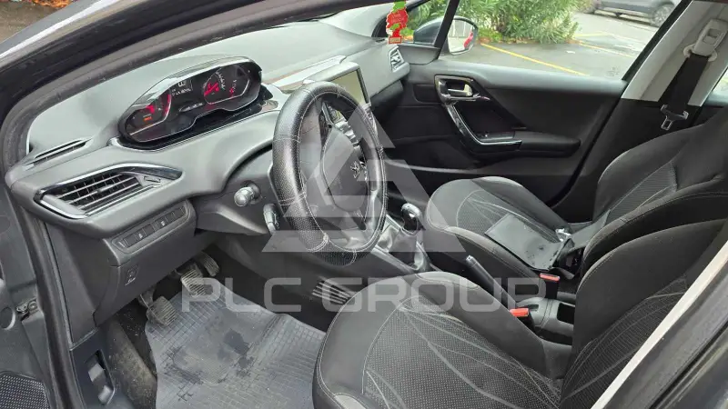 2015 Peugeot 208