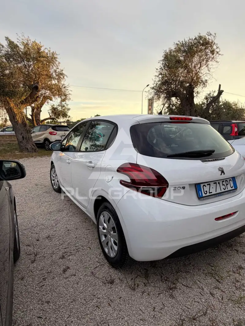 2015 Peugeot 208