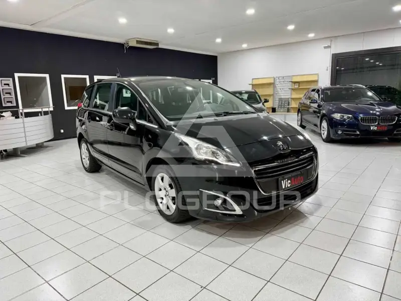 2015 Peugeot 5008