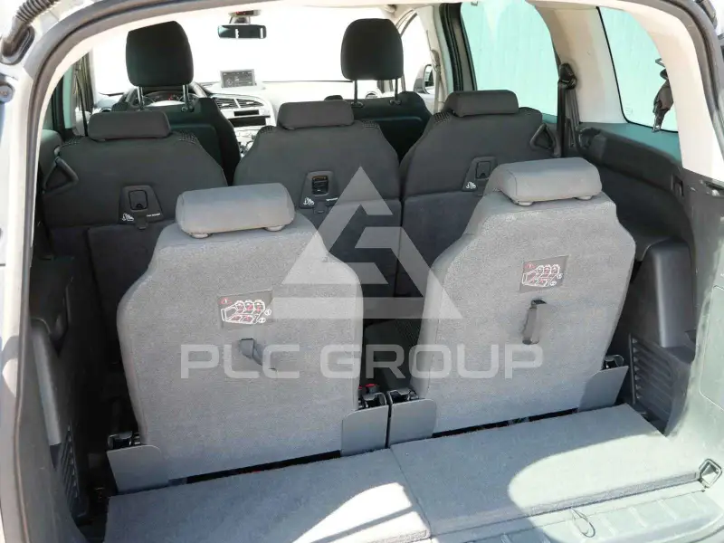 2015 Peugeot 5008