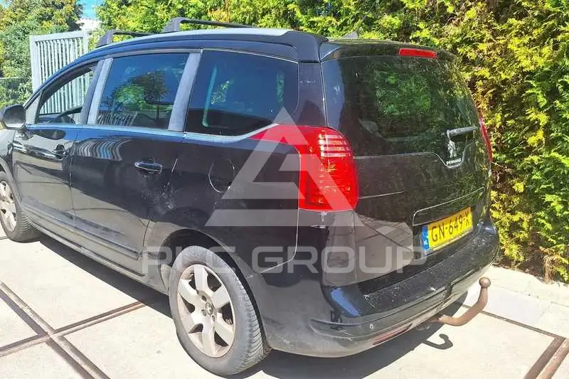 2015 Peugeot 5008