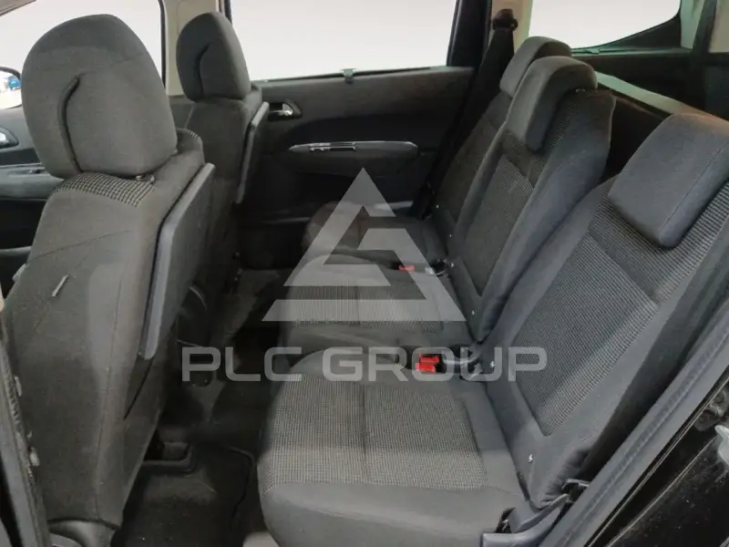 2015 Peugeot 5008