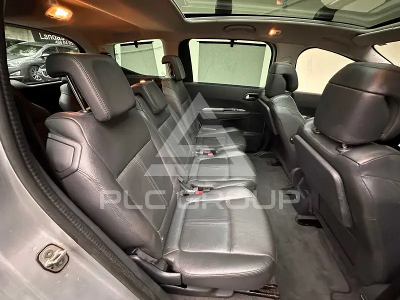 2015 Peugeot 5008