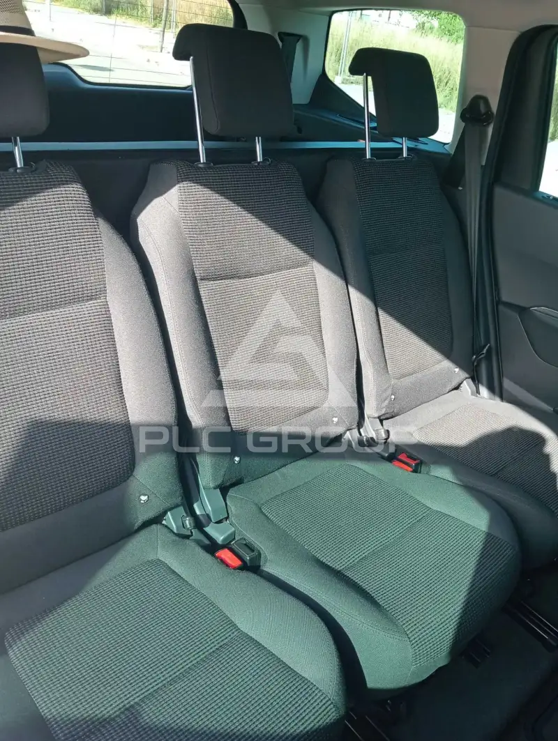 2015 Peugeot 5008