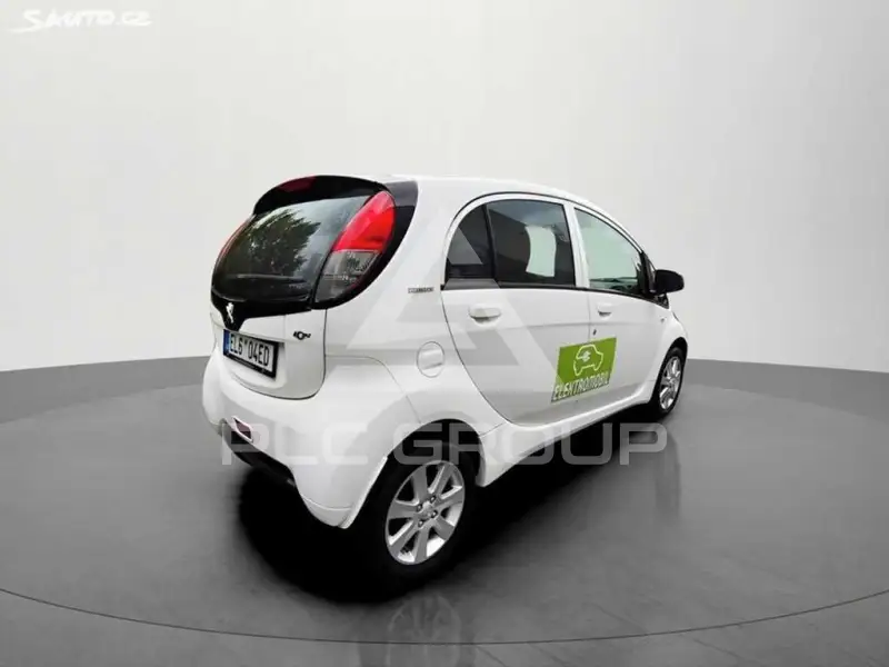 2015 Peugeot iOn