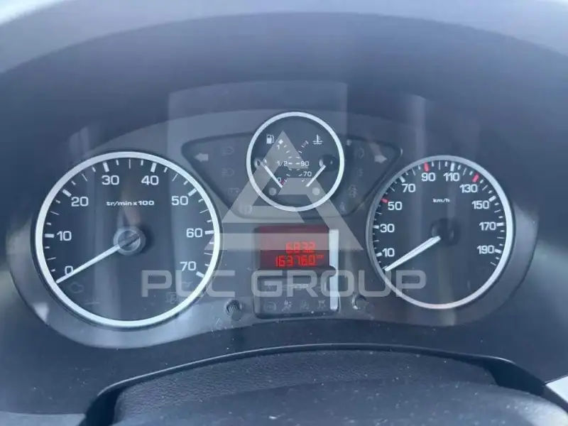 2015 Peugeot Partner