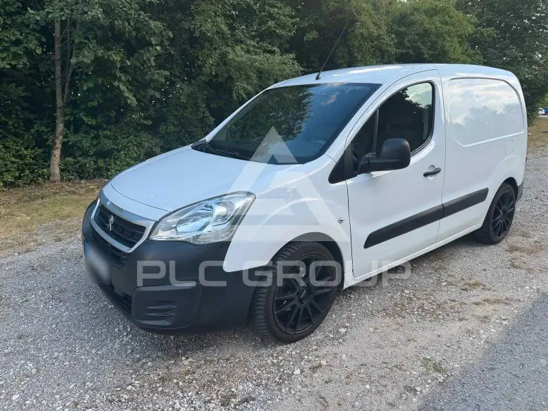 2015 Peugeot Partner