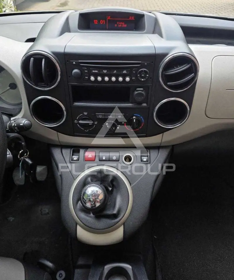 2015 Peugeot Partner
