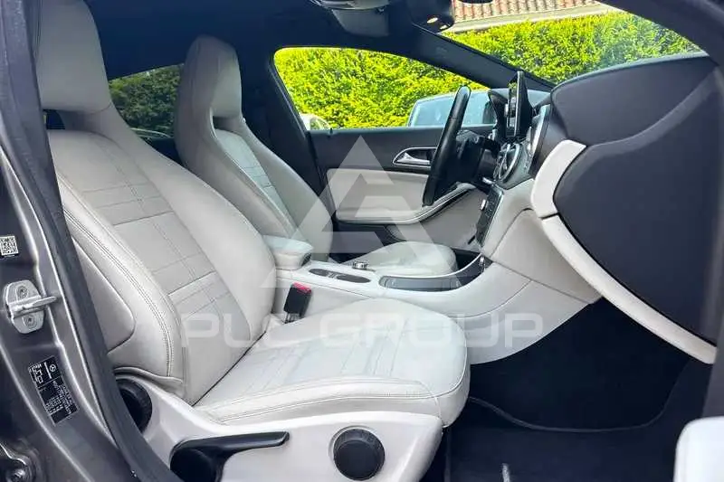2015 Mercedes Benz CLA-Class