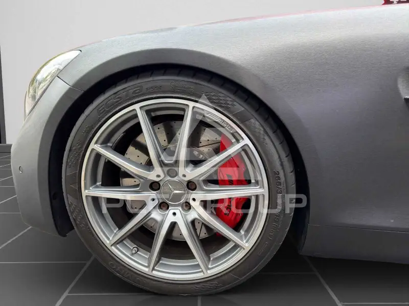 2015 Mercedes Benz GT