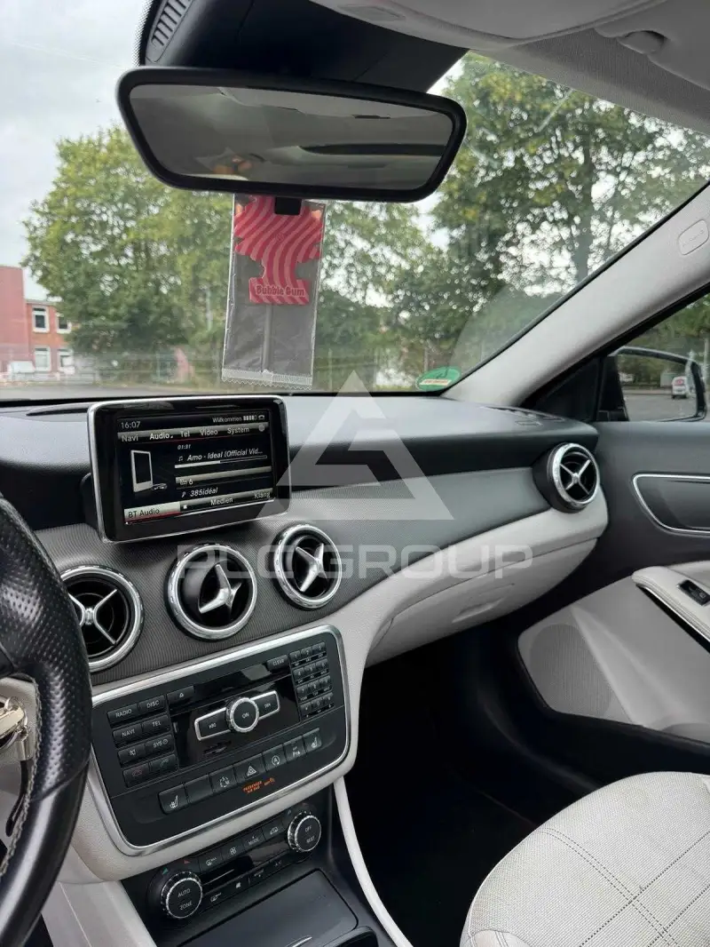 2015 Mercedes Benz GLA-Class