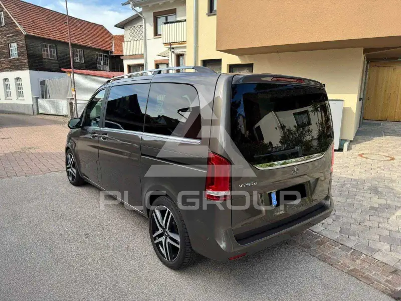 2015 Mercedes Benz V