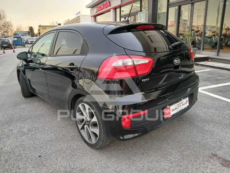 2015 KIA Rio