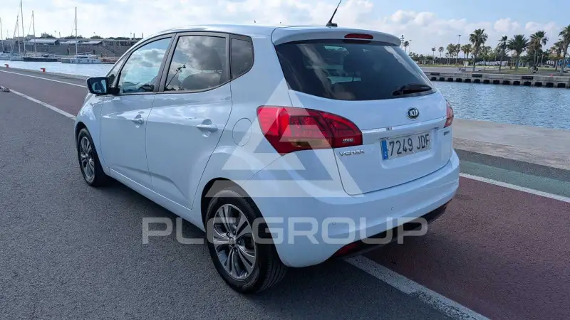 2015 KIA Venga