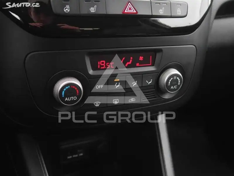2015 KIA Venga