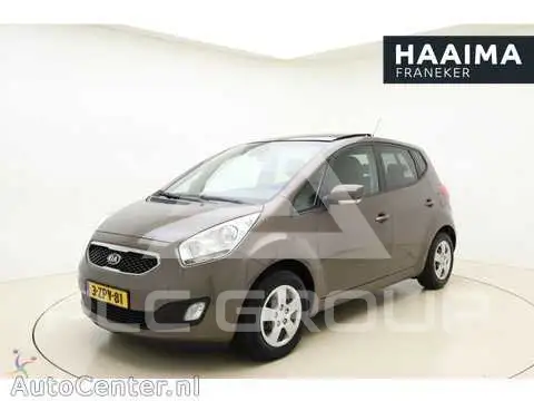 2015 KIA Venga