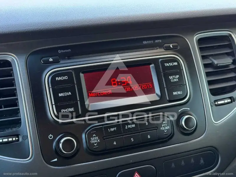 2015 KIA Carens