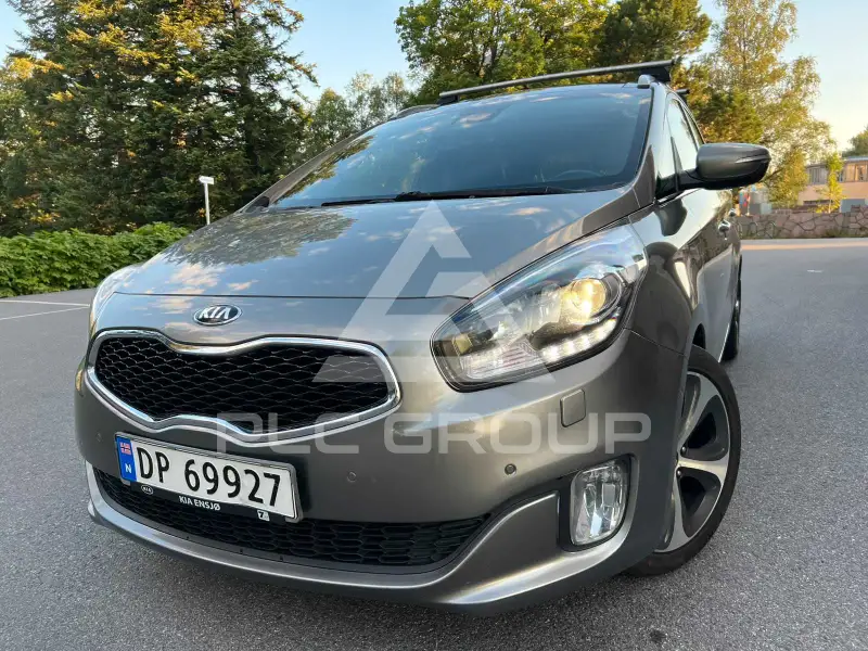 2015 KIA Carens