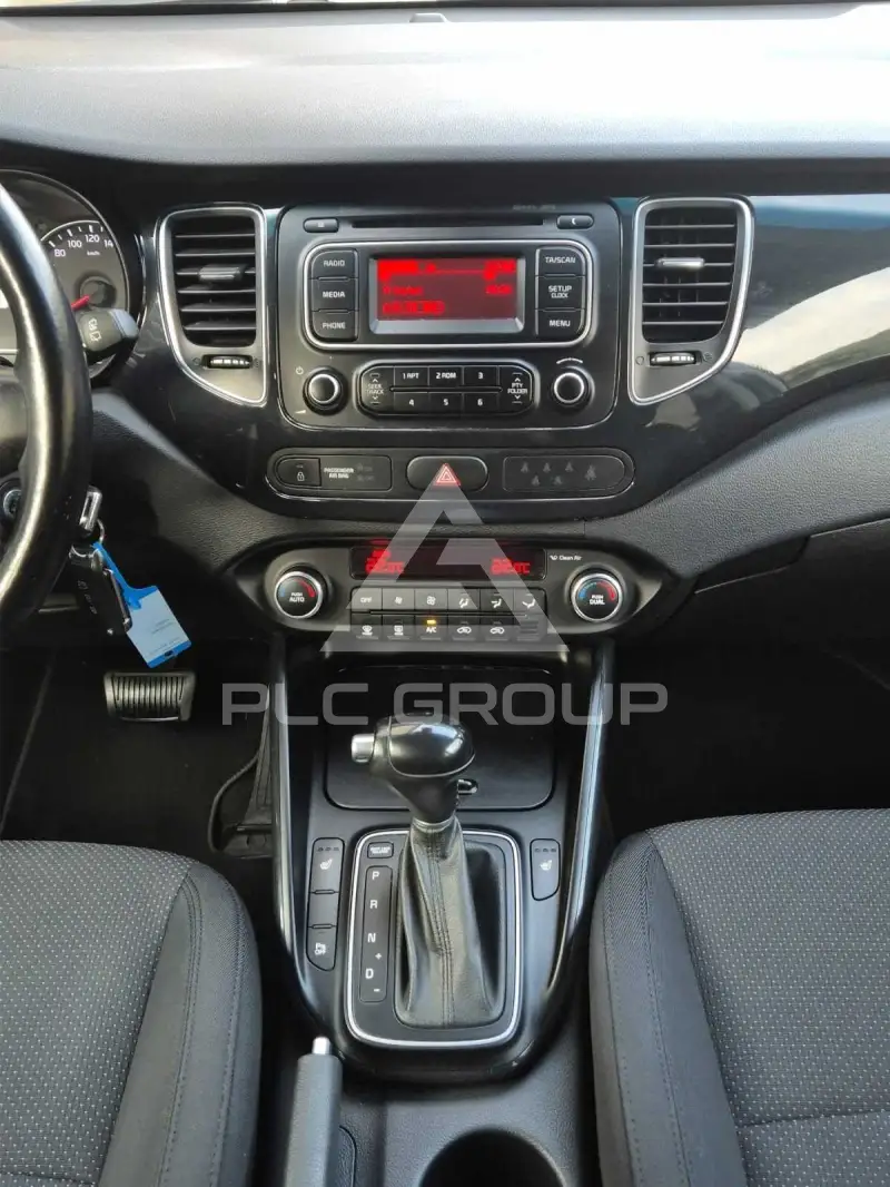 2015 KIA Carens