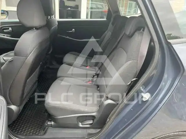 2015 KIA Carens
