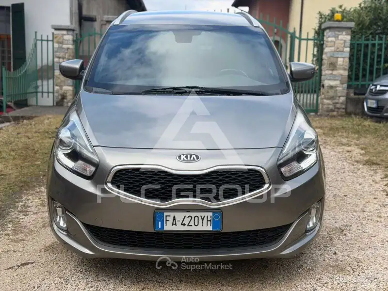 2015 KIA Carens