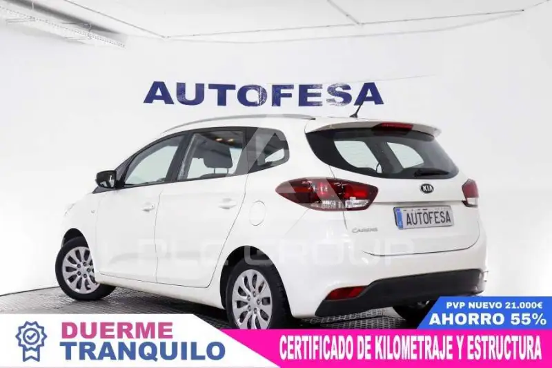2015 KIA Carens
