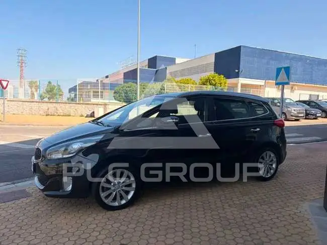 2015 KIA Carens