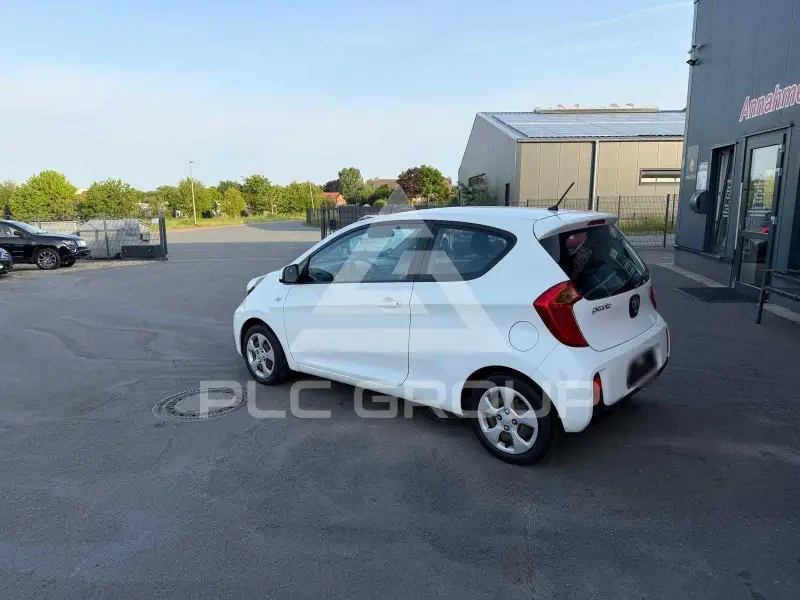 2015 KIA Picanto