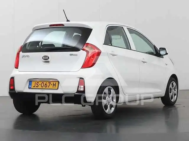 2015 KIA Picanto
