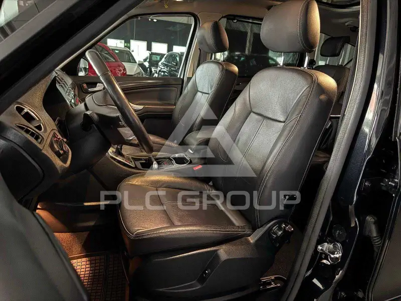 2015 Ford S-Max
