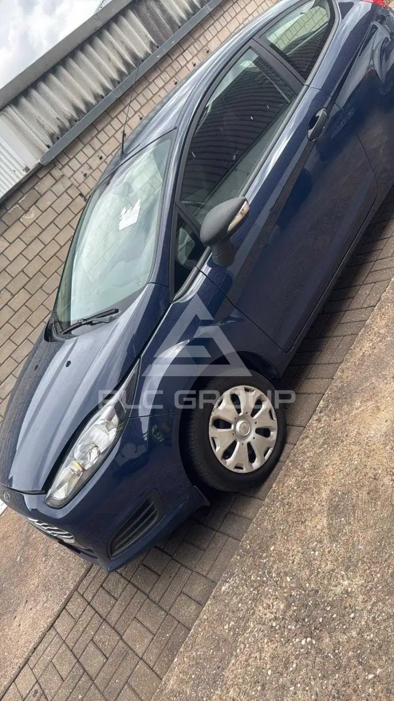2015 Ford FIESTA