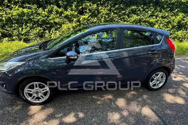 2015 Ford FIESTA