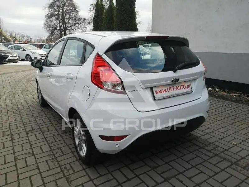 2015 Ford FIESTA