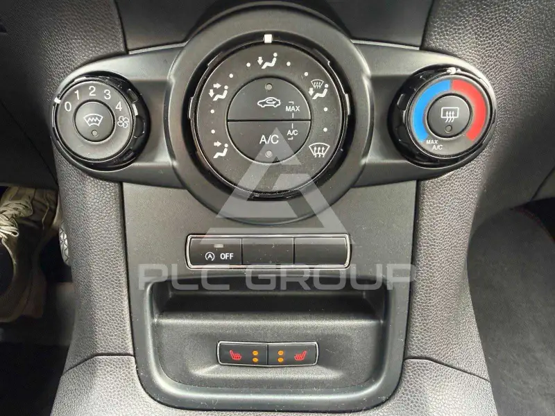 2015 Ford FIESTA