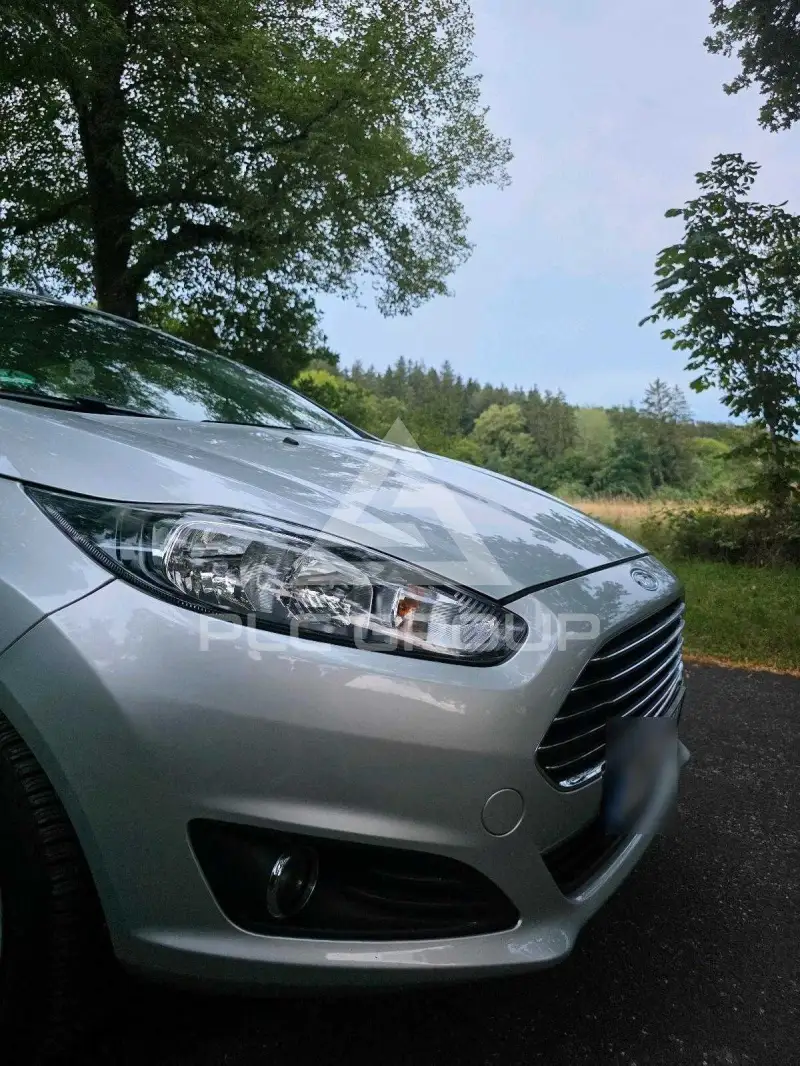 2015 Ford FIESTA