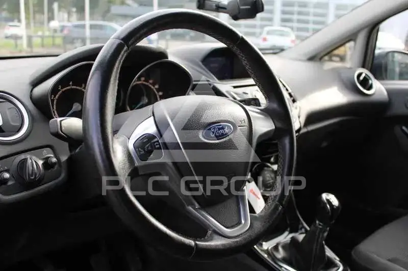 2015 Ford FIESTA