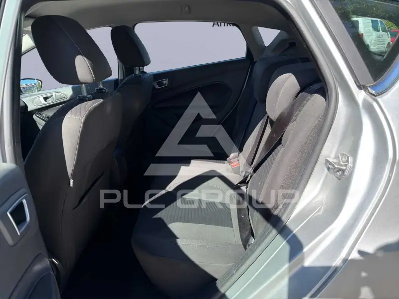 2015 Ford FIESTA