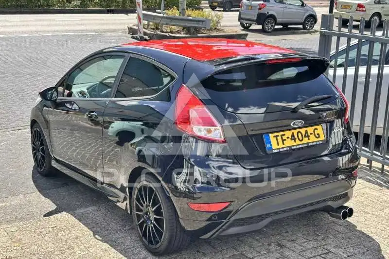 2015 Ford FIESTA
