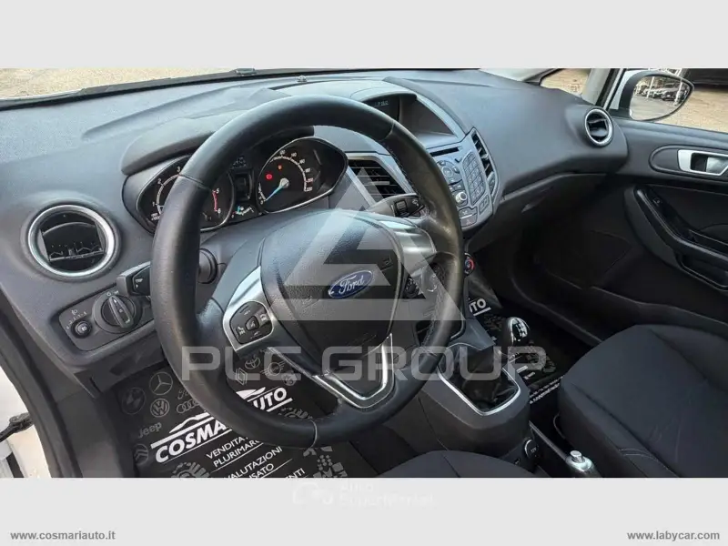 2015 Ford FIESTA