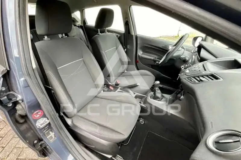 2015 Ford FIESTA