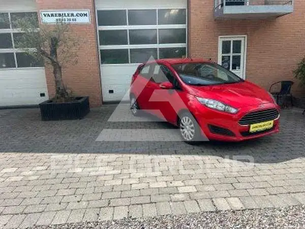 2015 Ford FIESTA