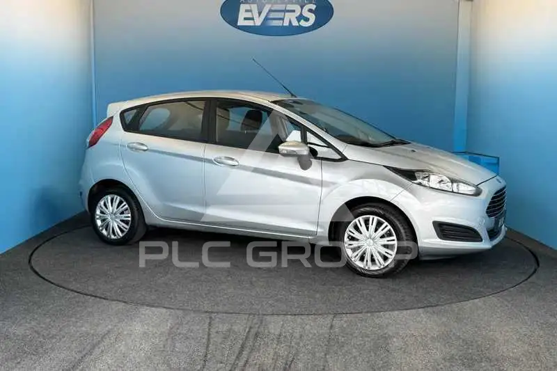2015 Ford FIESTA